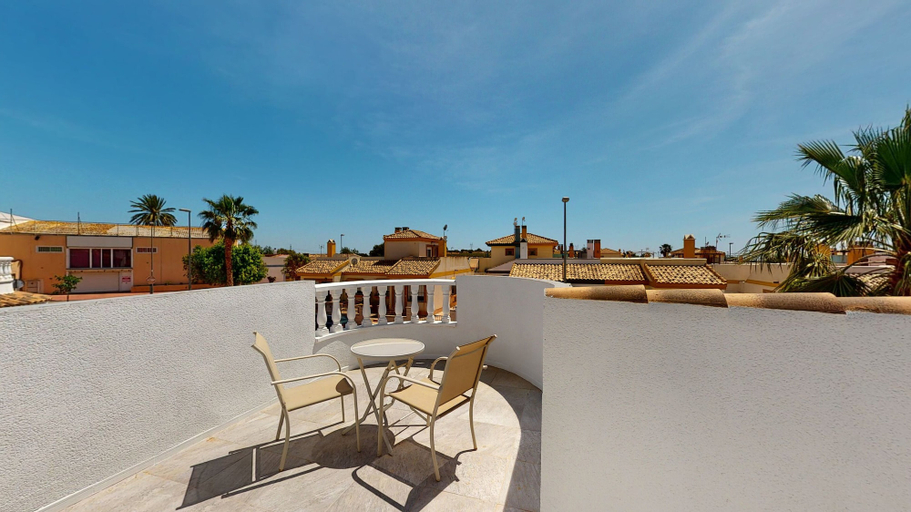Property grounds 2, Sucina 3-bed Villa, Sleeps 6 & Pet Friendly, Murcia