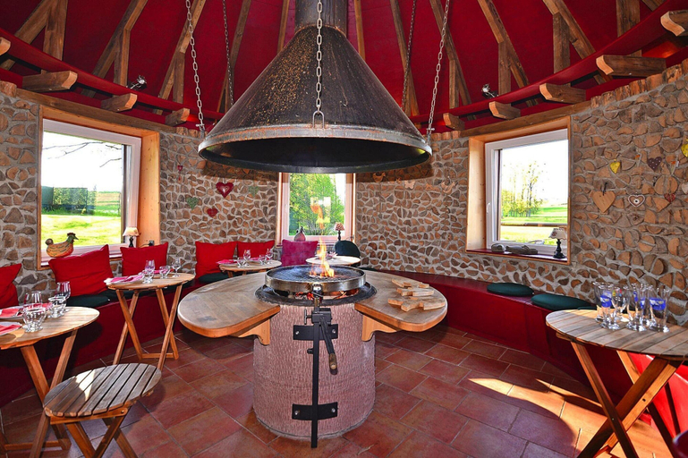 Dining 4, Holiday Farm by Red River With Indoor Pool, Bas-Rhin