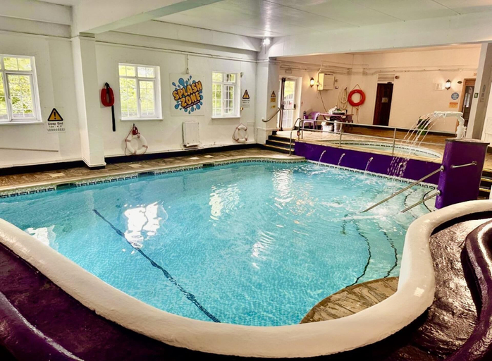 Pool 5, 2 Bedrooms Cornish Holidays For Penzance & St Ives, Cornwall