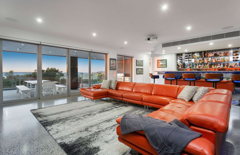 Room 5, Point Haven Pool Basketball Court Bay Views, Melbourne