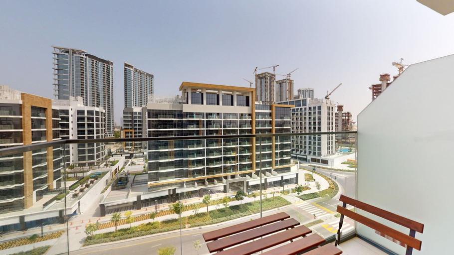 Room 2, Al Meydan - Azizi Riviera 46 - 714, Dubai