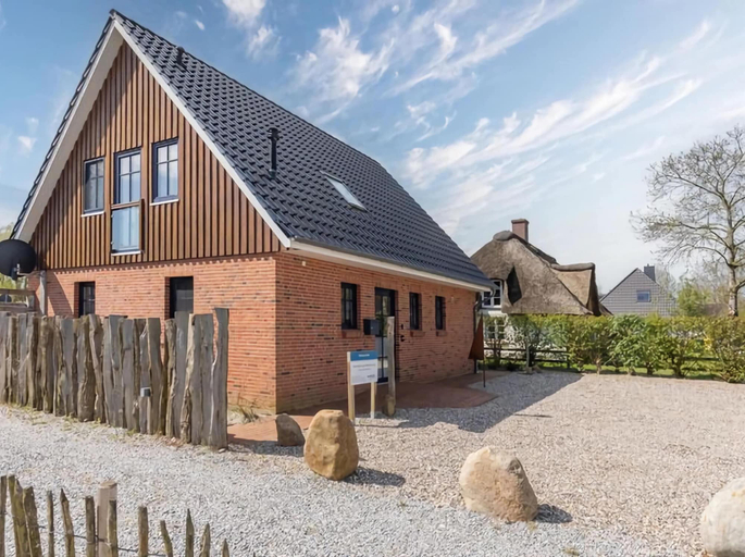 Exterior 2, Wundervolles Ferienhaus fur Tating, Nordfriesland