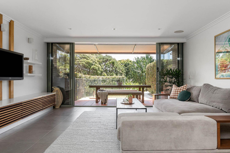 Others 4, A PERFECT STAY - 3 James Cook Apartments, Byron