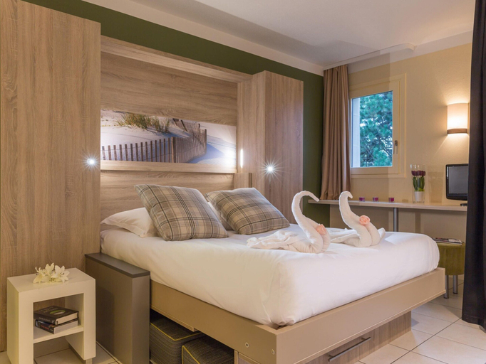 Room 5, Studio in Deauville Near the Beach, Calvados