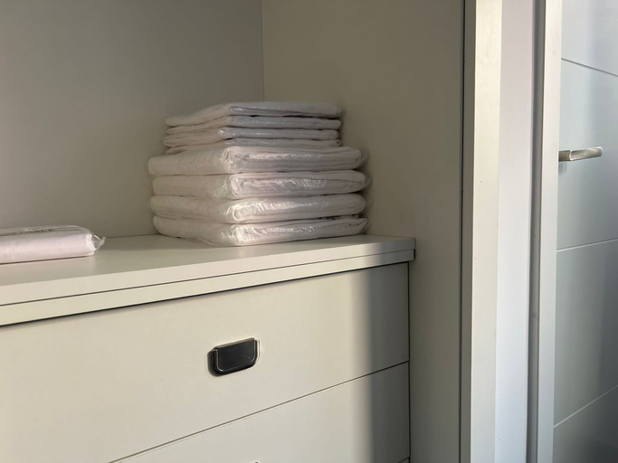 Interior, Charming Apartment up to 4 persons 3 min to Metro, Madrid