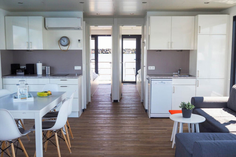 Private kitchen 3, Hausboot in Boltenhagen, Nordwestmecklenburg