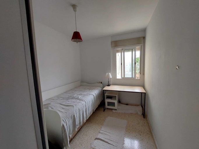 Bedroom 3, Beautiful 2-bed Apartment Next to Gibraltar, Cádiz