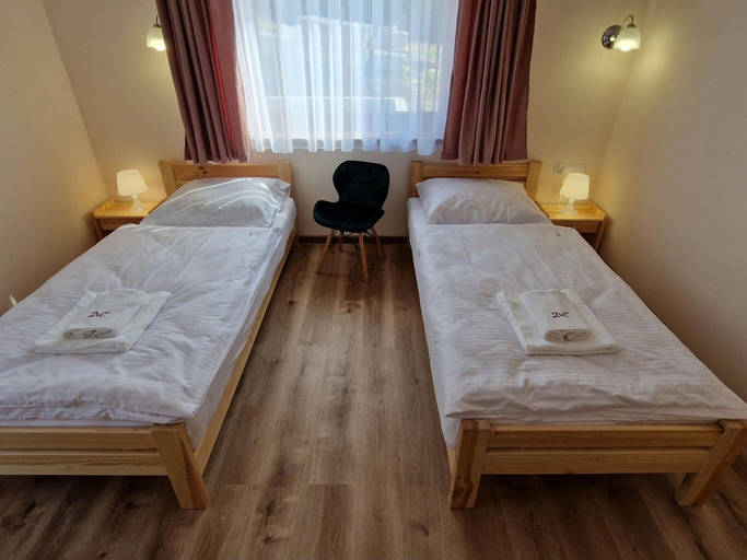 Room 4, Holiday Home in Wisniowa With Pool and Forest, Strzyżów