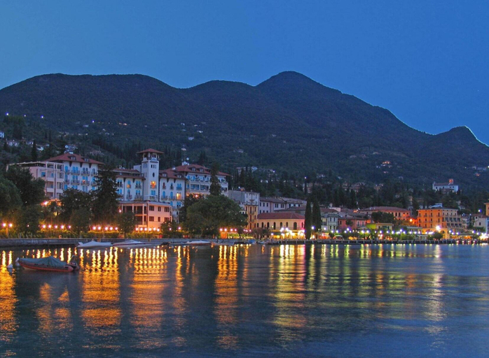 Room 5, Rossella Lake View in Sal, Brescia