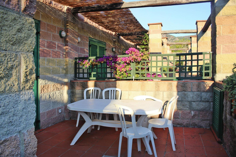 Dining 2, Apartment in Elba Near Pebble Beach, Livorno