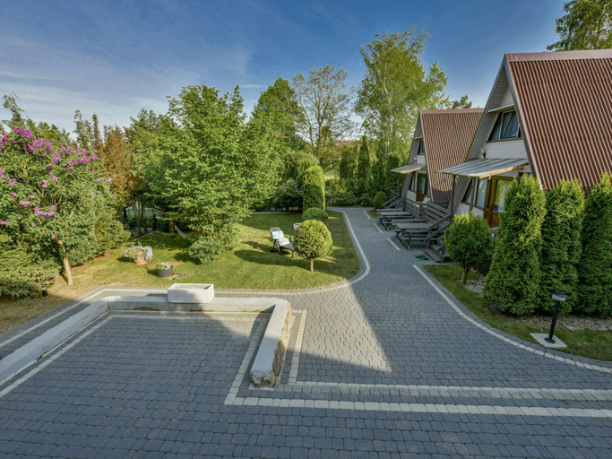 Exterior 2, Holiday Homes With air Conditioning, Large Garden, Kołobrzeg