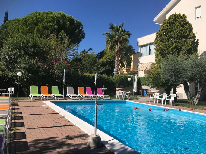 Others 3, Apartment in Loano With Garden, Savona