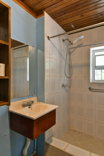 Bathroom 3, Mariposa Lodge, Roatán