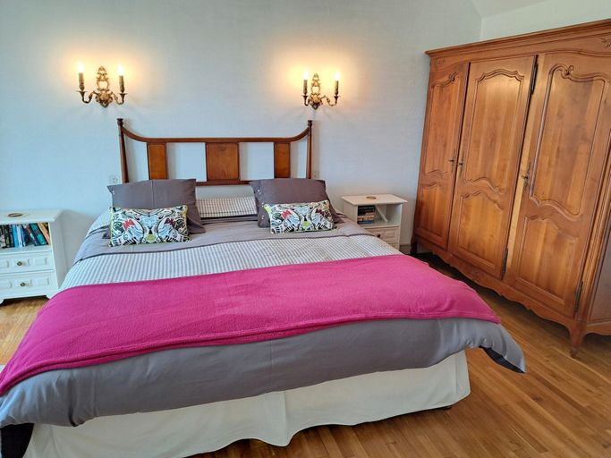 Bedroom 3, Semi-detached House, Plouguerneau, Finistère
