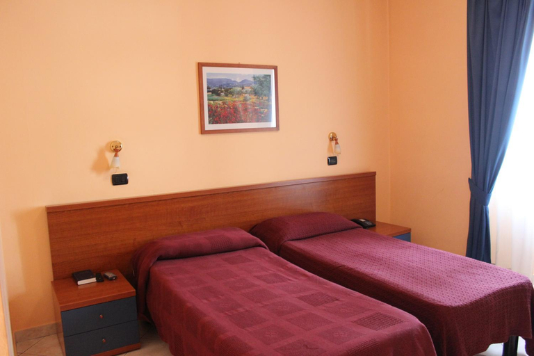 Bedroom 3, Hotel Legnano, Milano