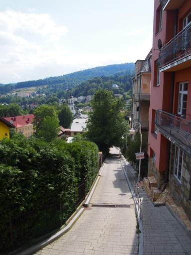 Others 4, Zajazd Meran, Nowy Sącz