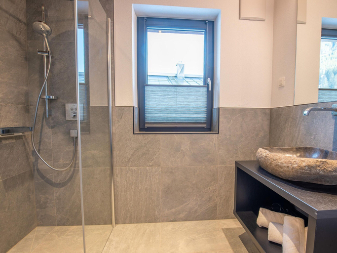 Bathroom 5, Chalet in Wald Near Krimml Waterfalls, Zell am See