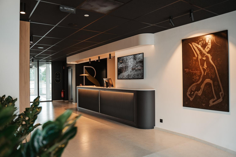 Public Area 3, Roannay - Francorchamps, Liège