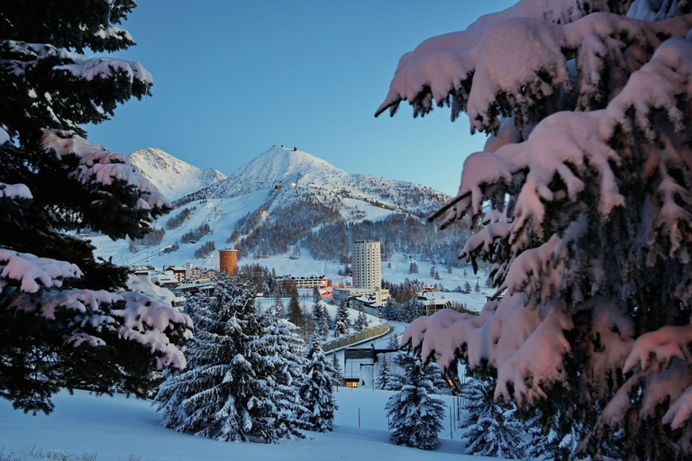 Room 4, Grange Hike Ski - 23C Sestriere, Torino