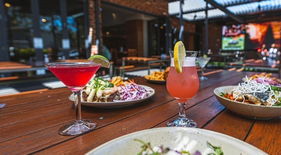 Food & Drinks 5, Campaspe Lodge Echuca, Campaspe - Echuca