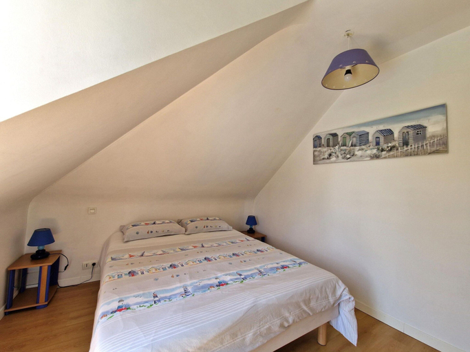Others 3, Holiday Villa With Pool in Sarzeau, Morbihan