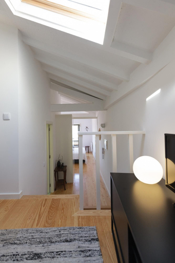 Room 5, Typical House 5 in Oporto, Porto
