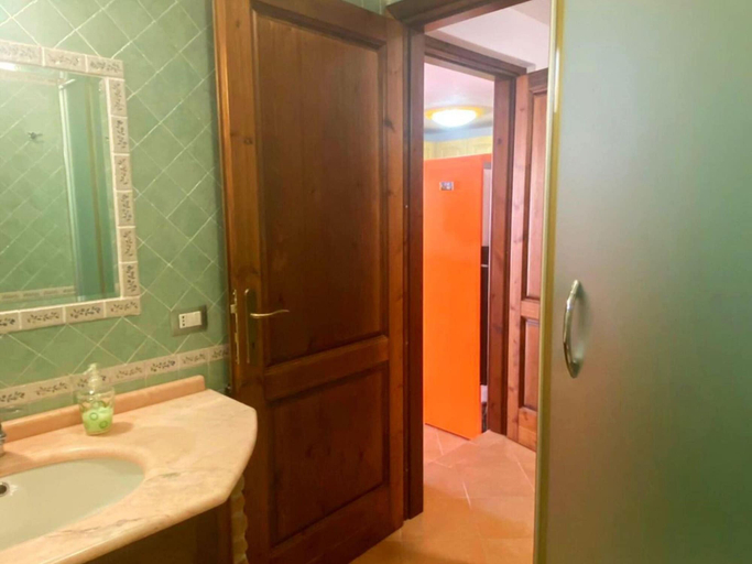 Bathroom 2, Corner Terraced House With sea View Costa Rei, Cagliari