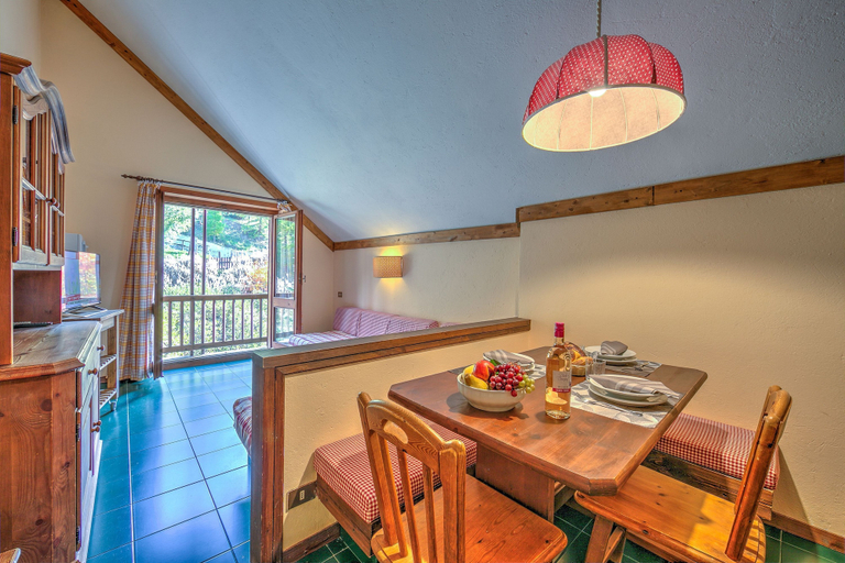 Room 5, Grange Hike Ski - 47D Sestriere, Torino