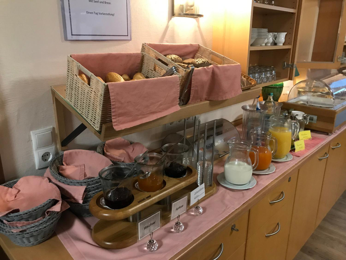 Food & Drinks 5, Im Gewolbe, Passau