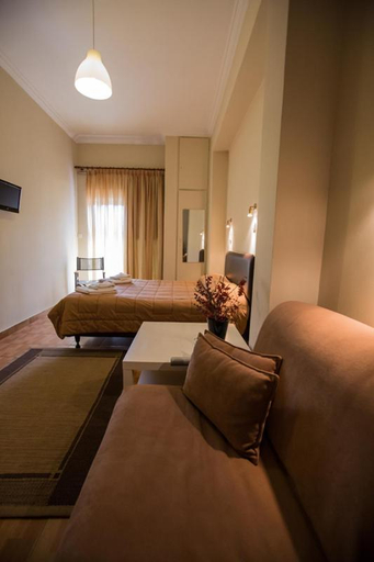 Bedroom 4, Hotel Niki, West Greece