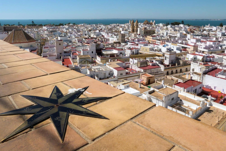 Room 4, Velbar in Cadiz With 3 Bedrooms and 1 Bathrooms, Cádiz