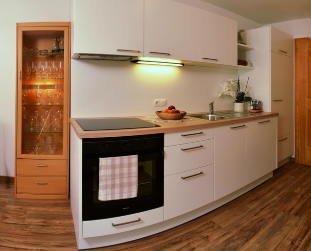 Others 5, Apartments Rezia, Bolzano