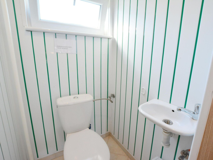Bathroom 3, Single-story Holiday Home Close to the Beach, Koszalin