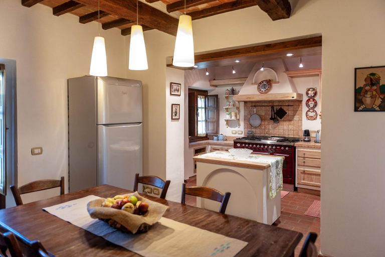 Room 3, Cypress Apt In Farmhouse With Pool, Perugia