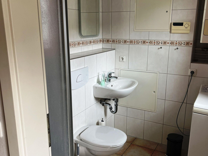 Bathroom 5, House Near Baltic Sea in Zingst With Terrace, Vorpommern-Rügen