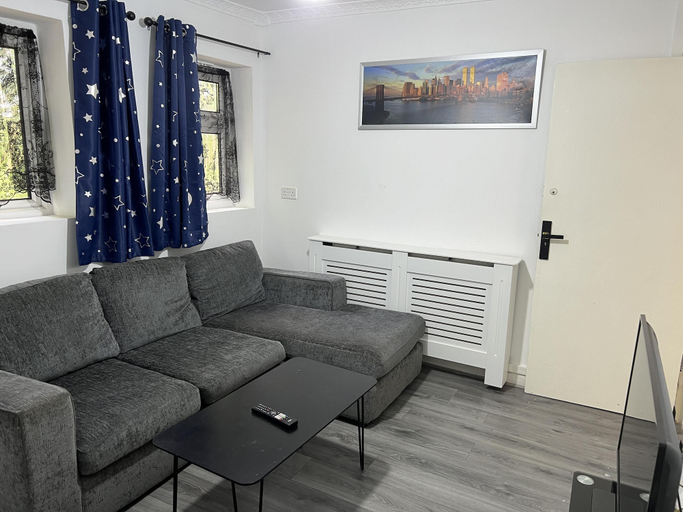 Others 5, Comfy 2-bedroom Apartment, Birmingham
