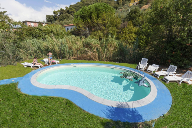 Primary image, Lovely Holiday Flat With Shared Pool in Lerici, La Spezia