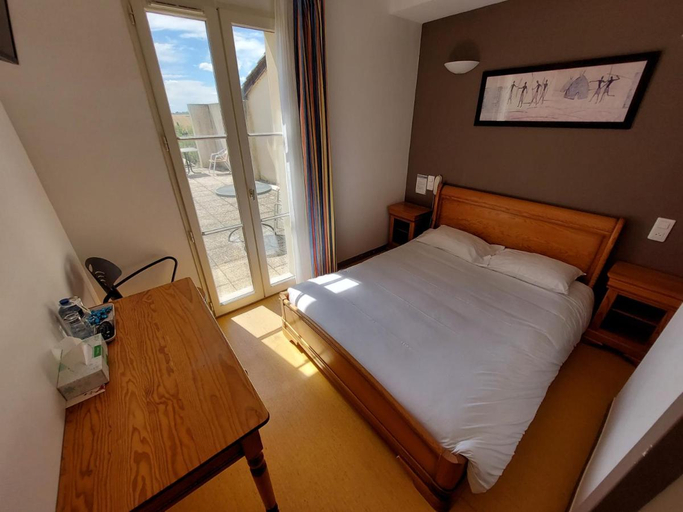 Bedroom 3, Hotel Le Relais Des Deux Vallees, Tarn