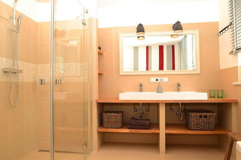 Bathroom 5, Ferienwohnung in Wyk auf Foehr, Nordfriesland