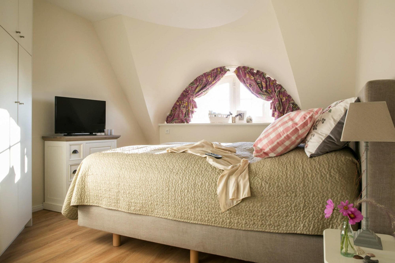 Room 5, Haus in Bodstedt mit Sauna am Bodden, Vorpommern-Rügen
