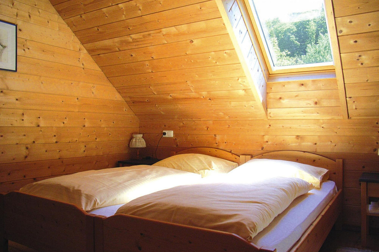 Bedroom 3, Chalet in Schlierbach Near Ski Trails, Kirchdorf an der Krems