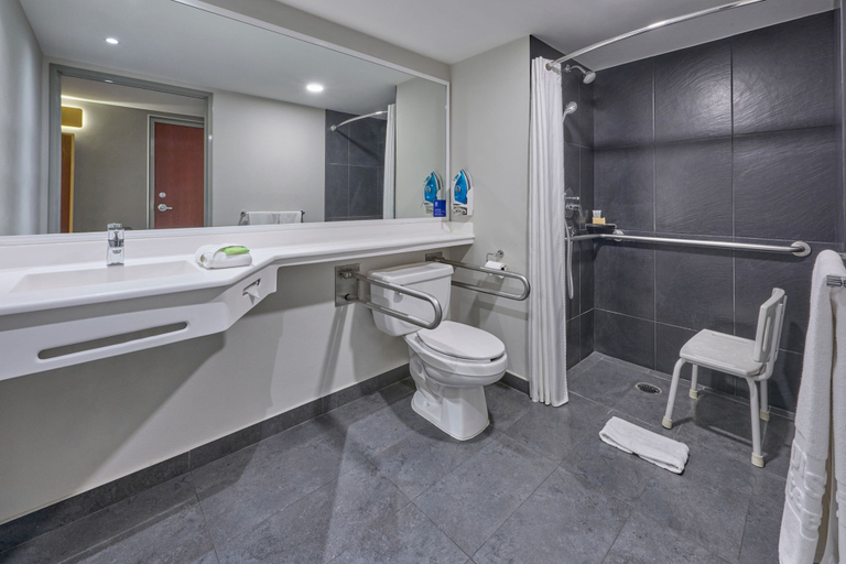 Bathroom 4, City Express By Marriott Mexicali, Mexicali