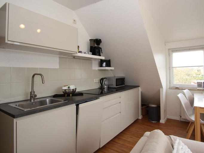 Private kitchen, Strandnahe Ferienwohnung in Duhnen, Cuxhaven