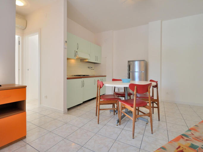 Private kitchen 5, Apartment in Bibione Near the Beach, Venezia