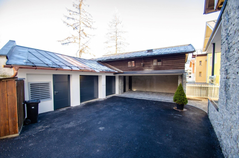 Room 2, Finest Villa Zell am See Luxury Sauna 12 pax, Zell am See