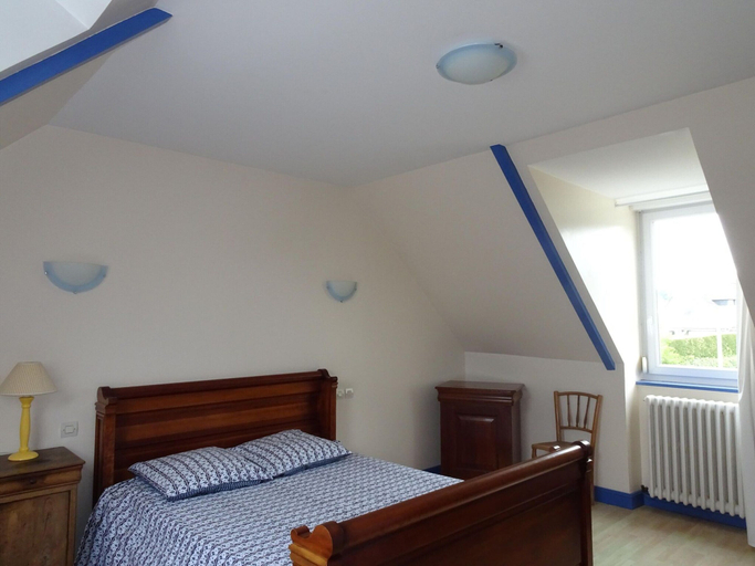 Room 5, Holiday Home Near Goelo Coast & Beaches, Côtes-d'Armor