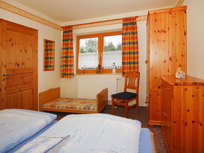 Room 2, Einladende Ferienwohnung am Achterwasser in Lutow, Vorpommern-Greifswald