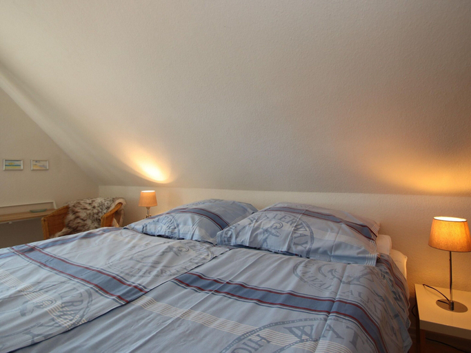 Bedroom 2, House in Dornumersiel Near Sandy Beach, Aurich
