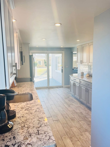 Room 3, All New Beautiful Priscilla Beach House Ocean View, Plymouth