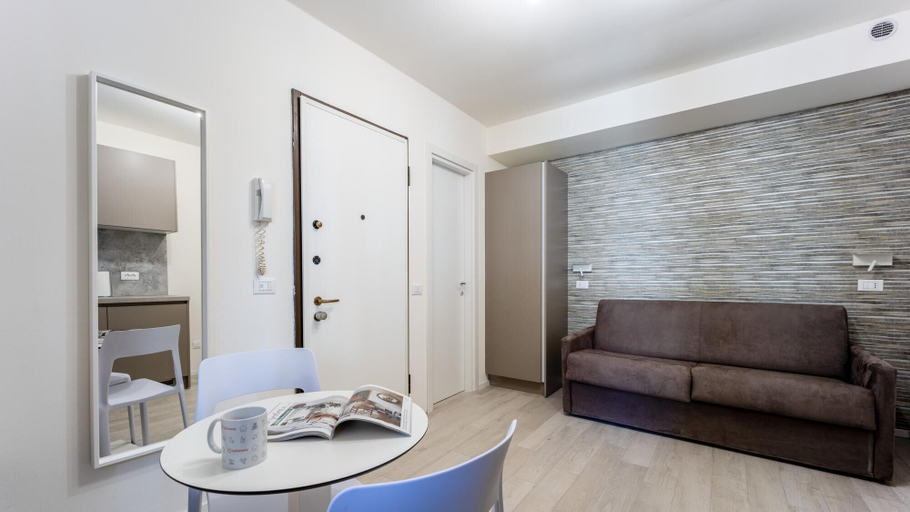 Room 2, Italianway - The B Village Superior - 43, Milano